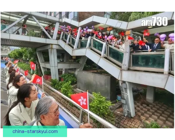 【直播】残奥健儿乘巴士游行 一起直击游行前情况！